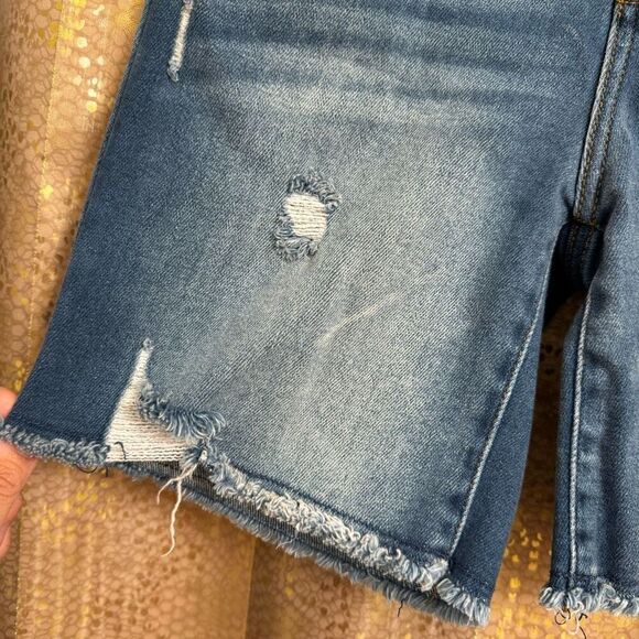 KanCan Women's Moss High Rise Button Fly Distressed Bermuda Shorts Small - Picture 3 of 12